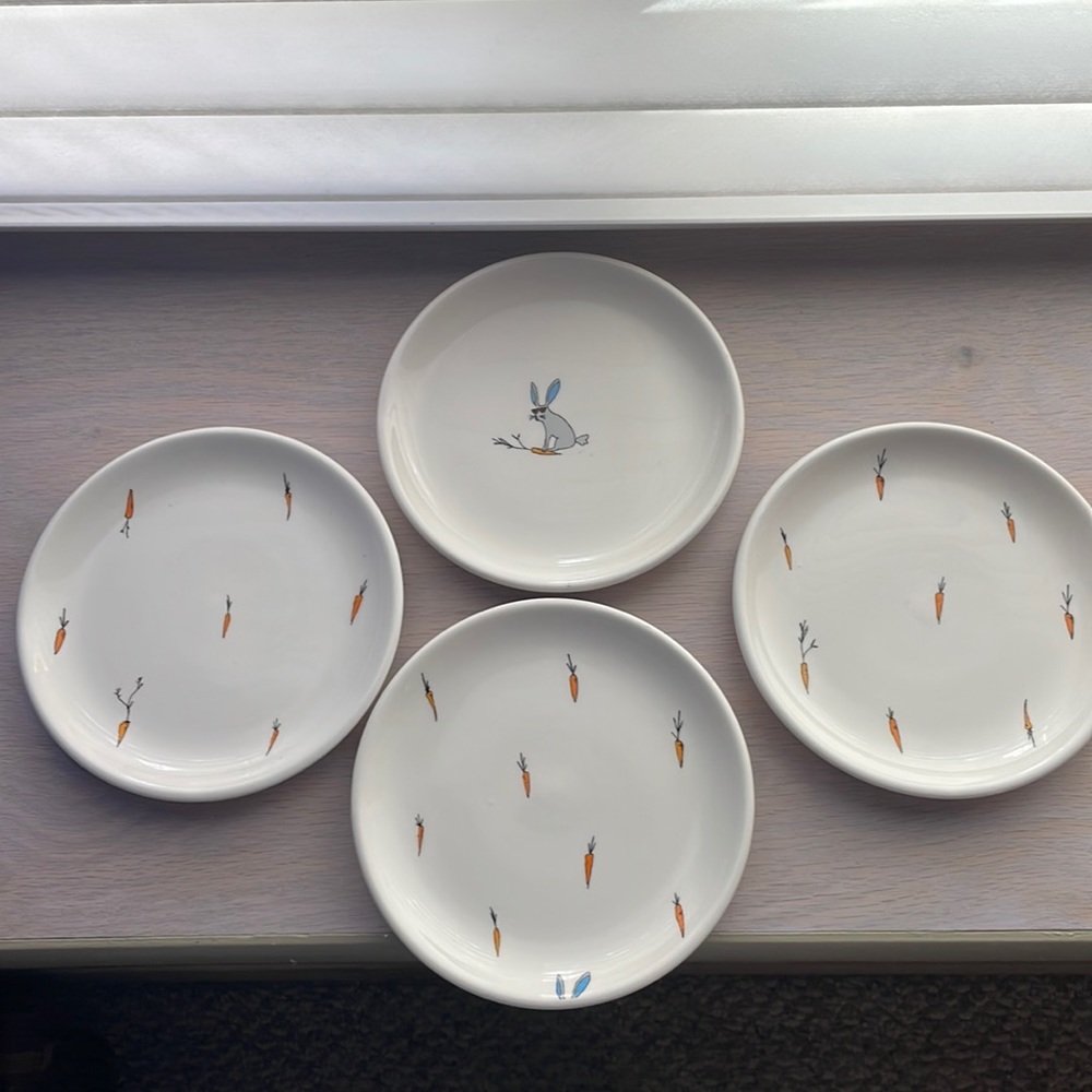 Jack’s Carrots by Magenta -set of 4 plates